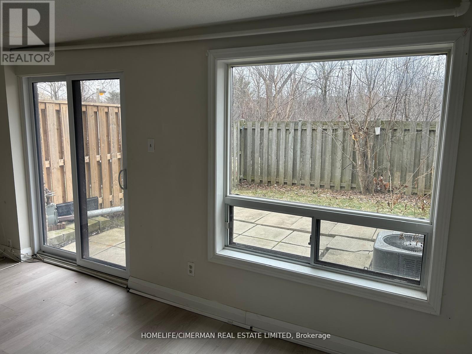 46 - 46 Foster Crescent, Brampton (Brampton North), Ontario  L6V 3M7 - Photo 7 - W13045912