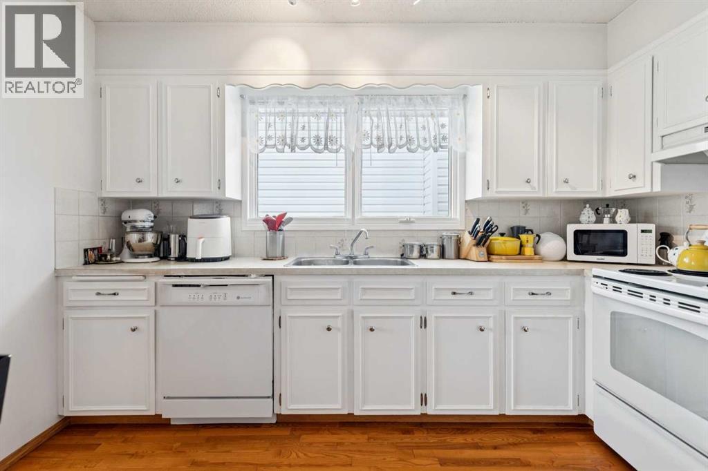 87 Edforth Road NW, Calgary, Alberta  T3A 3V8 - Photo 16 - A2304186