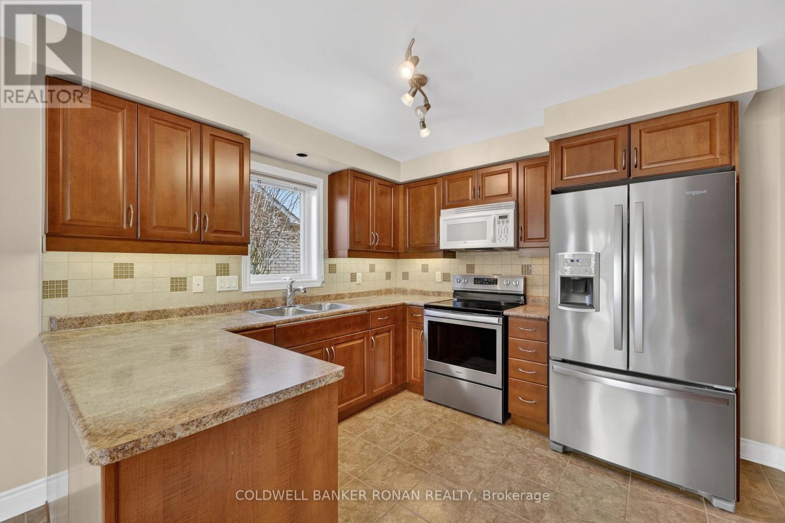 146 Bella Vista Trail, New Tecumseth, Ontario  L9K 2G8 - Photo 8 - N13037532