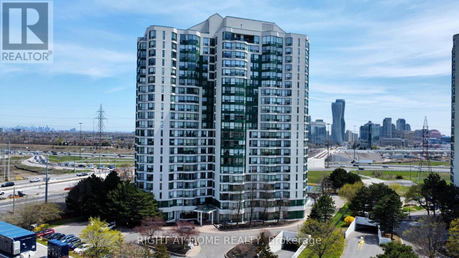 1105 - 4450 TUCANA COURT, Mississauga, Ontario