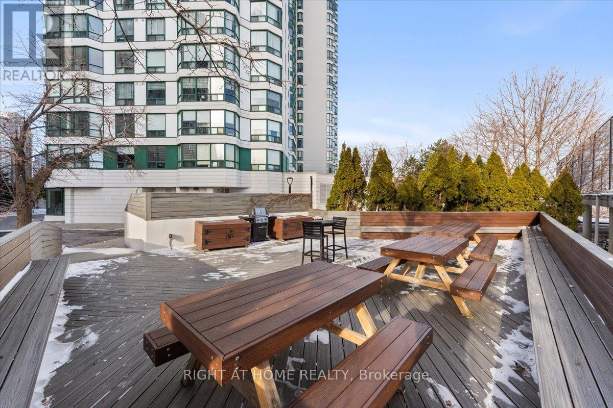 1105 - 4450 Tucana Court, Mississauga, Ontario  L5R 3R4 - Photo 38 - W12982088