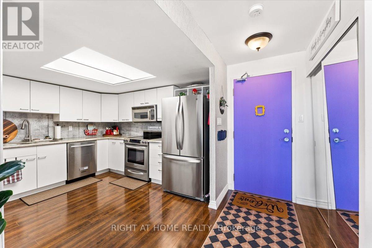 1105 - 4450 Tucana Court, Mississauga, Ontario  L5R 3R4 - Photo 5 - W12982088