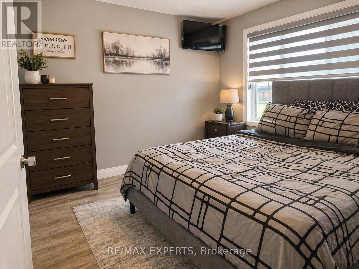 150 Bridge Crescent, Minto, Ontario  N0G 2P0 - Photo 7 - X12922588