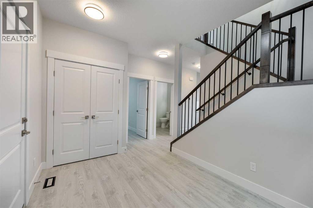 538 Ranch Green, Strathmore, Alberta  T1P 2H9 - Photo 3 - A2305234