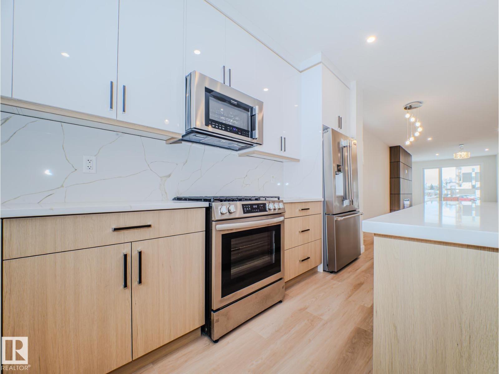 8713 149 St NW, Edmonton, Alberta  T5R 1B5 - Photo 7 - E4469866