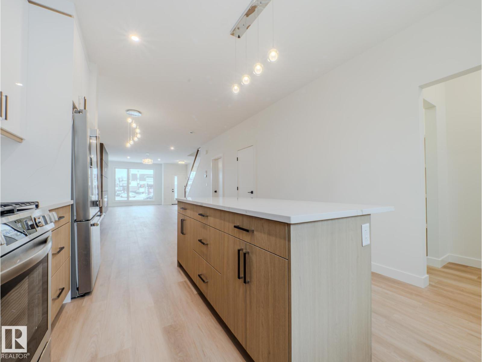 8713 149 St NW, Edmonton, Alberta  T5R 1B5 - Photo 6 - E4469866