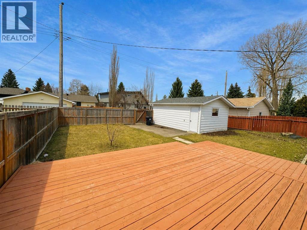 236 Silverview Way NW, Calgary, Alberta  T3B 3K3 - Photo 27 - A2300058