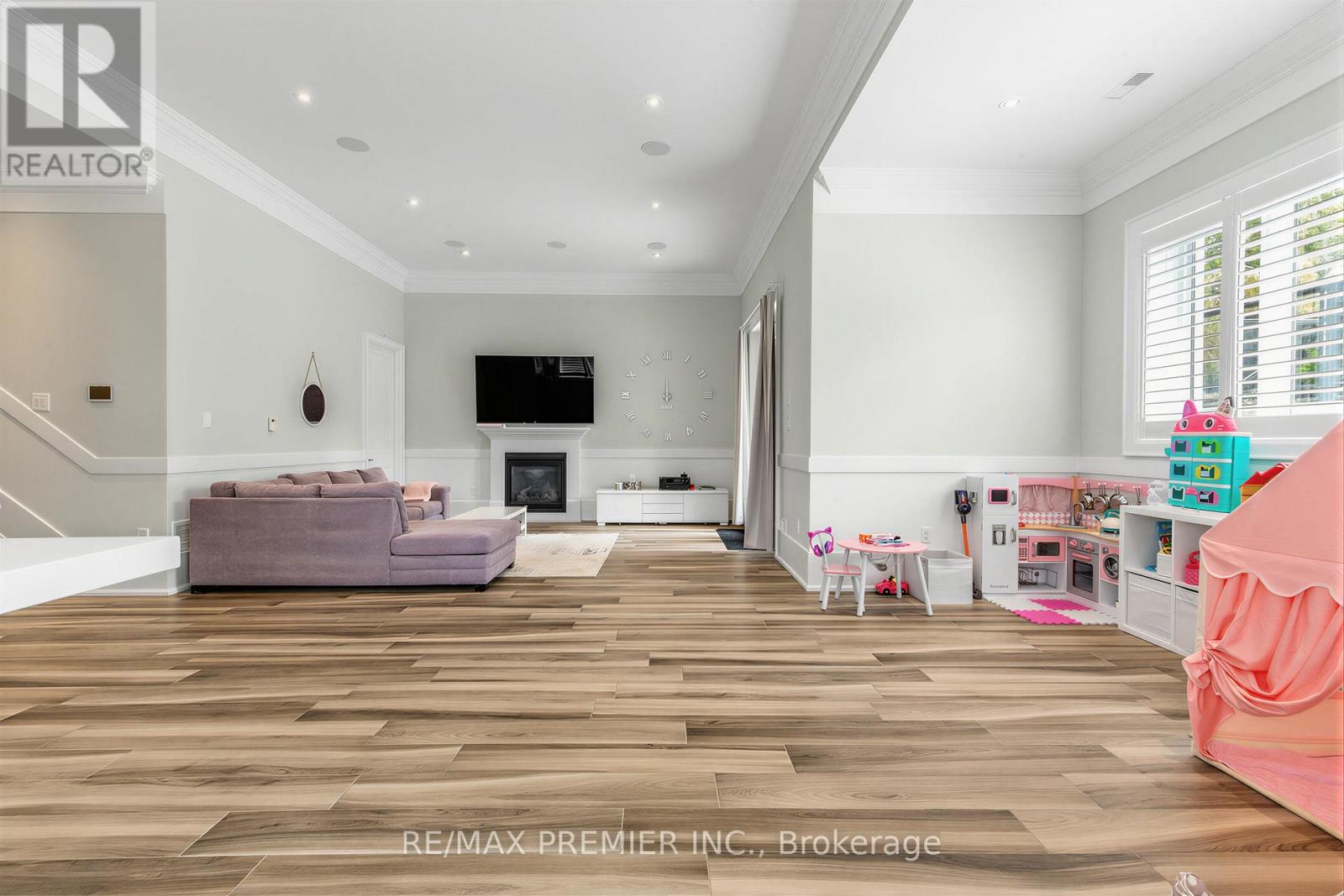 111 Codsell Avenue, Toronto, Ontario  M3H 3W2 - Photo 32 - C12460492