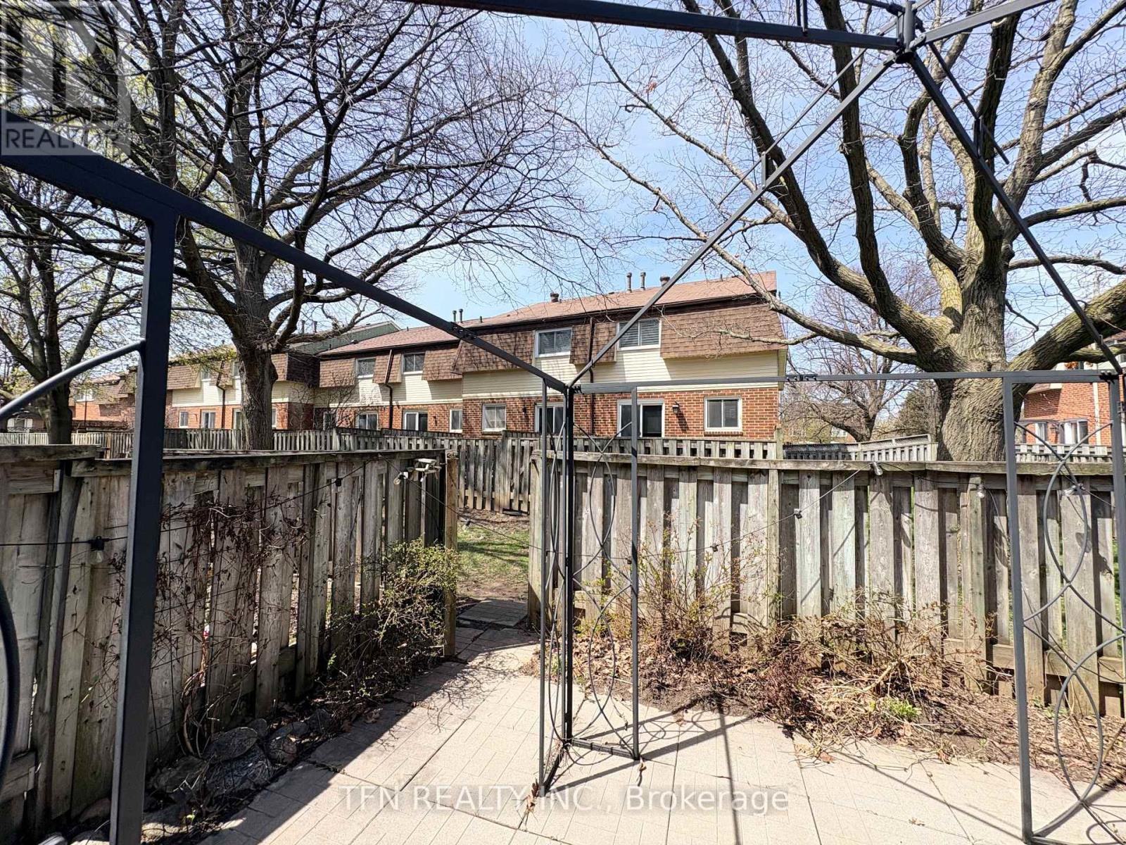 21 - 30 Heslop Road, Milton, Ontario  L9T 1B3 - Photo 15 - W12894714