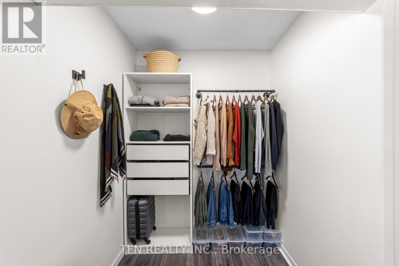 21 - 30 Heslop Road, Milton, Ontario  L9T 1B3 - Photo 27 - W12894714