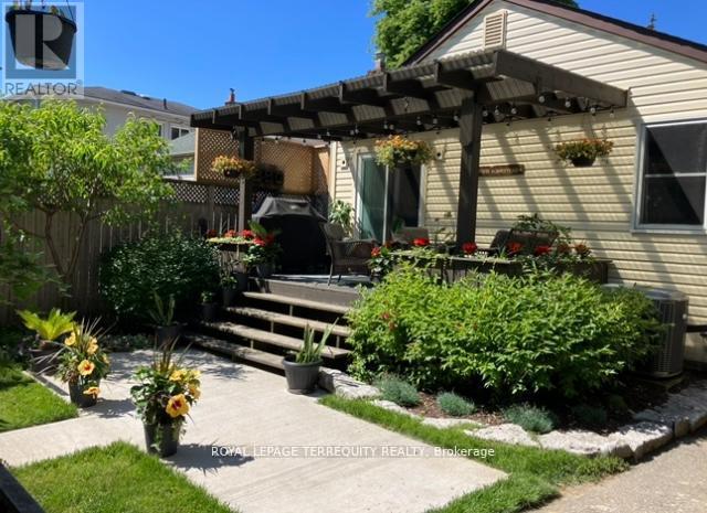 5 Acorn Avenue, Toronto, Ontario  M9B 3P7 - Photo 29 - W13024700