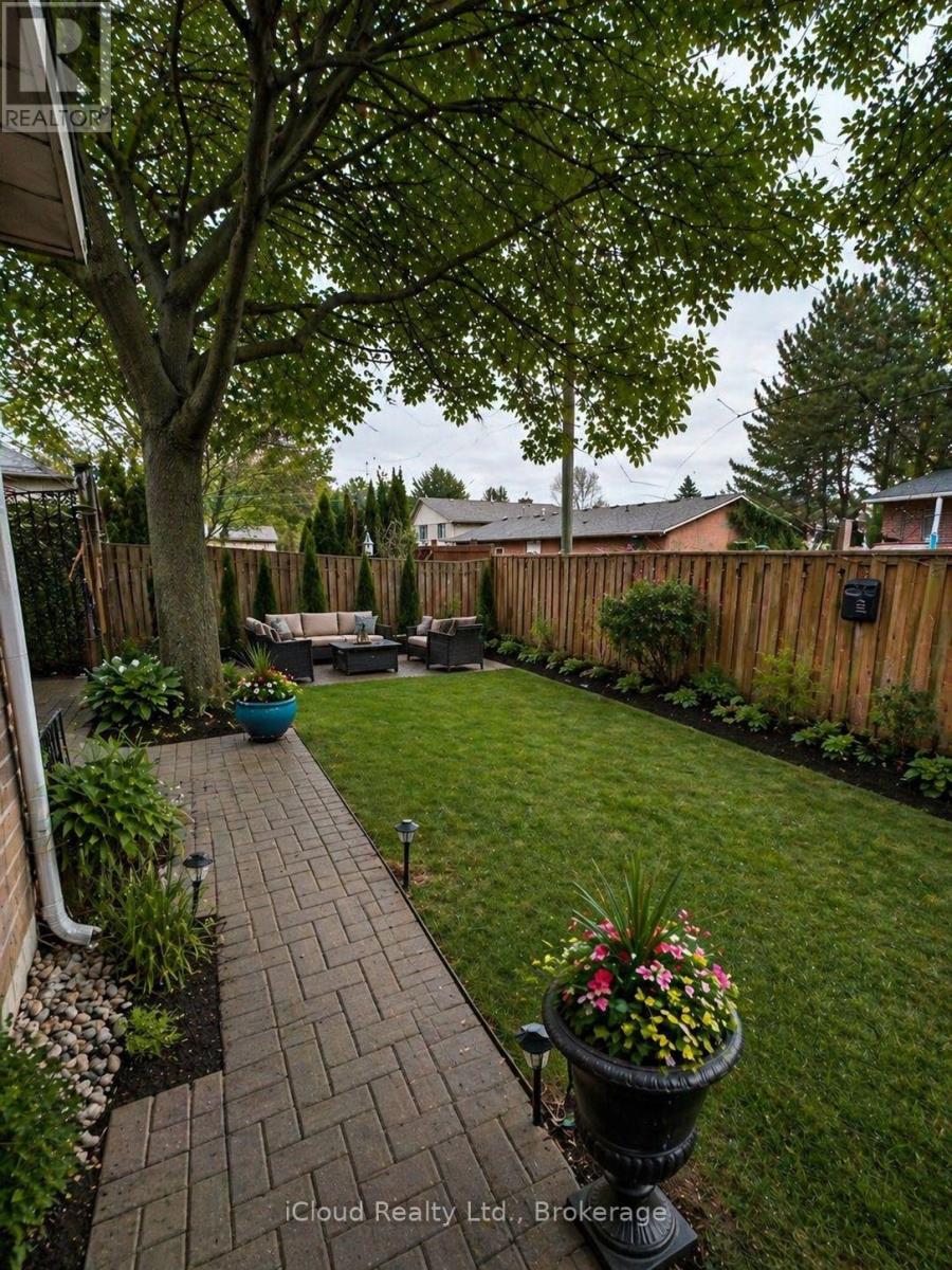 86 Glendale Drive E, Tillsonburg, Ontario  N4G 1J7 - Photo 7 - X12645510