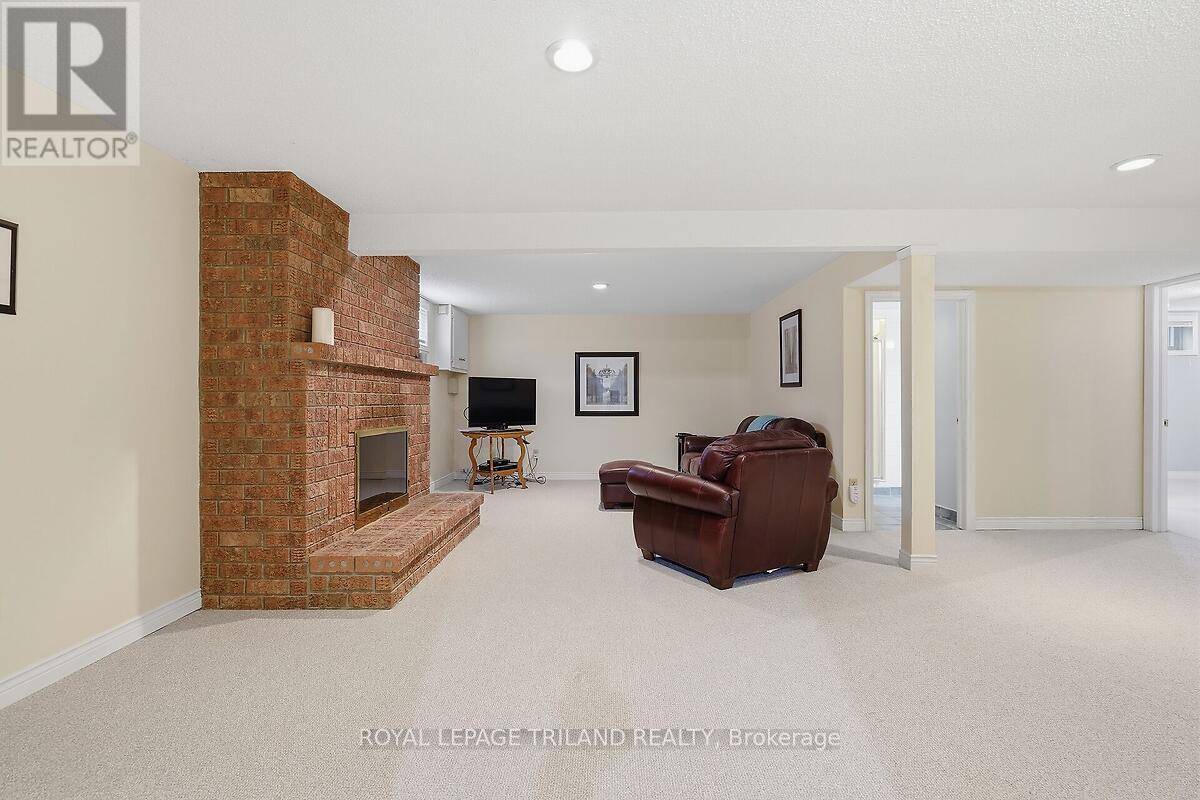 27 - 5 Cadeau Terrace, London South, Ontario  N6K 4H1 - Photo 20 - X12928008