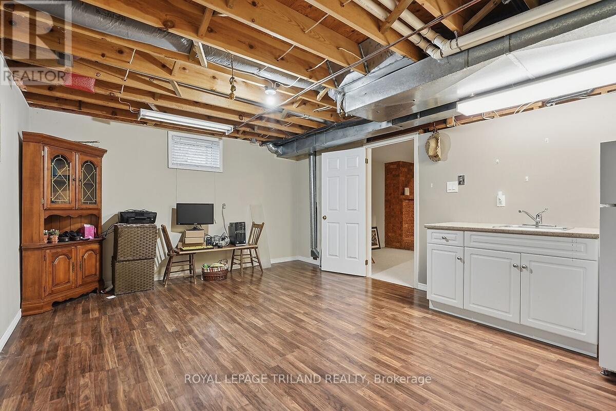 27 - 5 Cadeau Terrace, London South, Ontario  N6K 4H1 - Photo 25 - X12928008