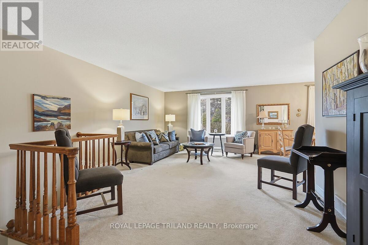 27 - 5 Cadeau Terrace, London South, Ontario  N6K 4H1 - Photo 5 - X12928008