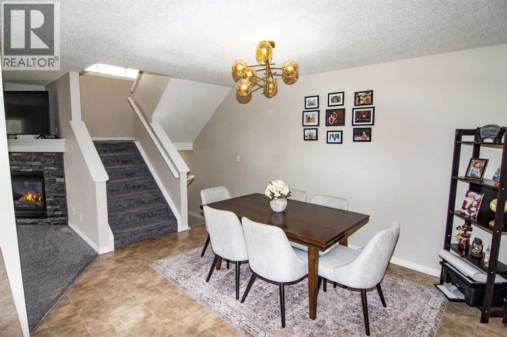 754 Luxstone Gate SW, Airdrie, Alberta  T4B 0H3 - Photo 10 - A2305074