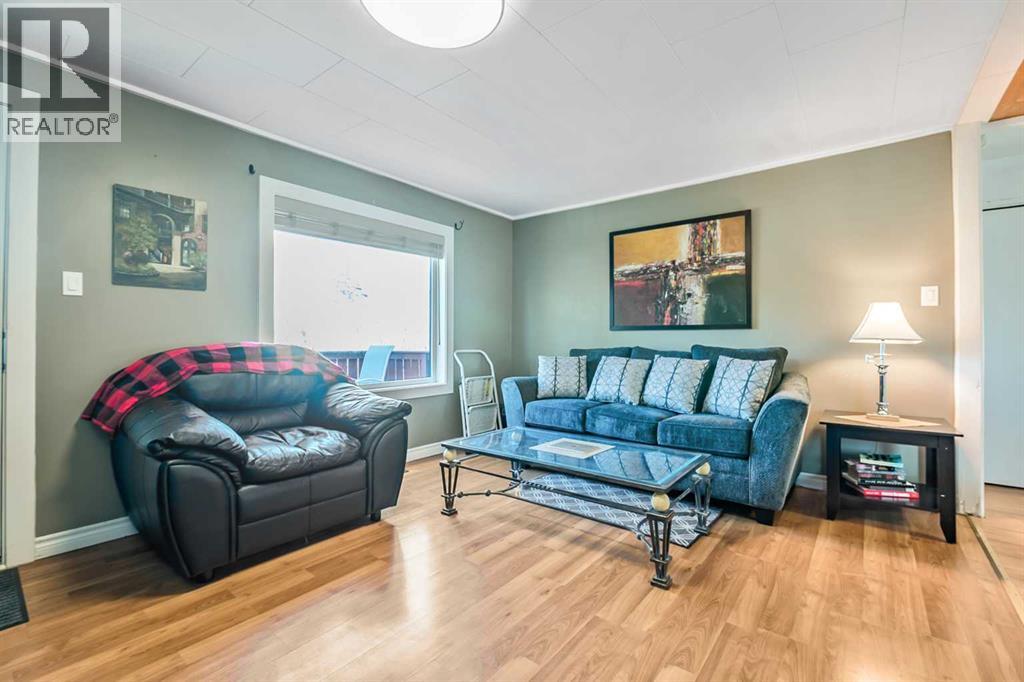 121 2 Avenue SW, Diamond Valley, Alberta  T0L 0H0 - Photo 7 - A2302186