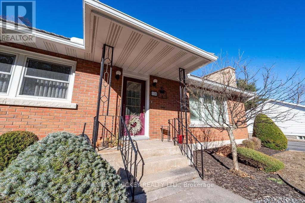 33430 Hwy 17 Highway W, Deep River, Ontario  K0J 1P0 - Photo 3 - X13045952