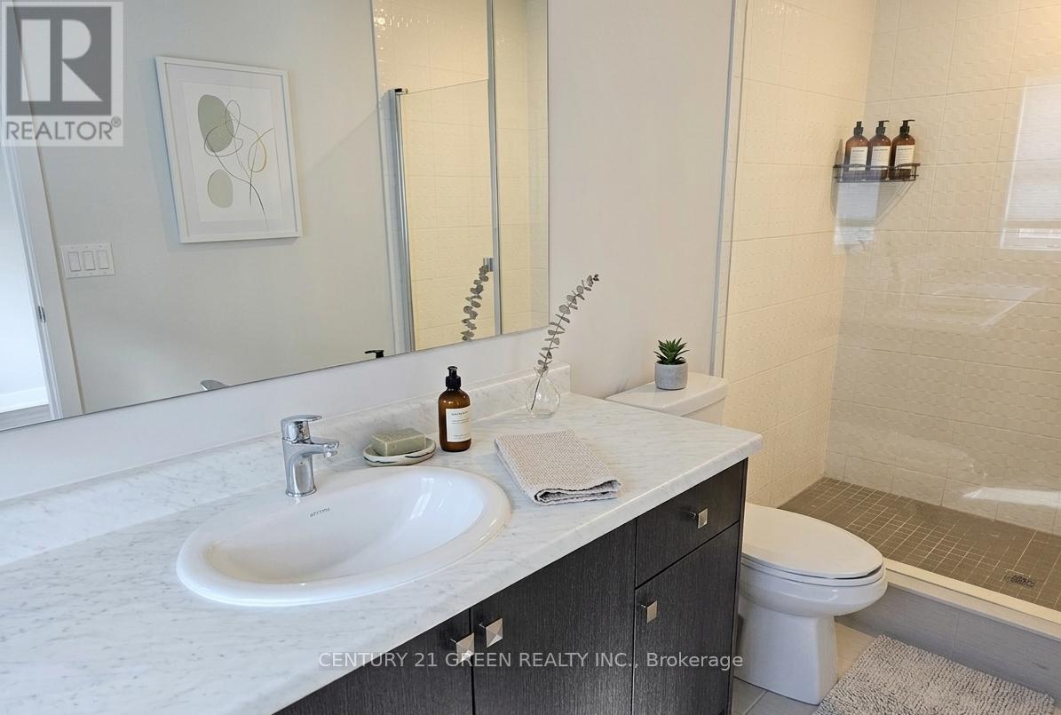 1095 Thompson Drive, Oshawa, Ontario  L1L 0V5 - Photo 7 - E13039158