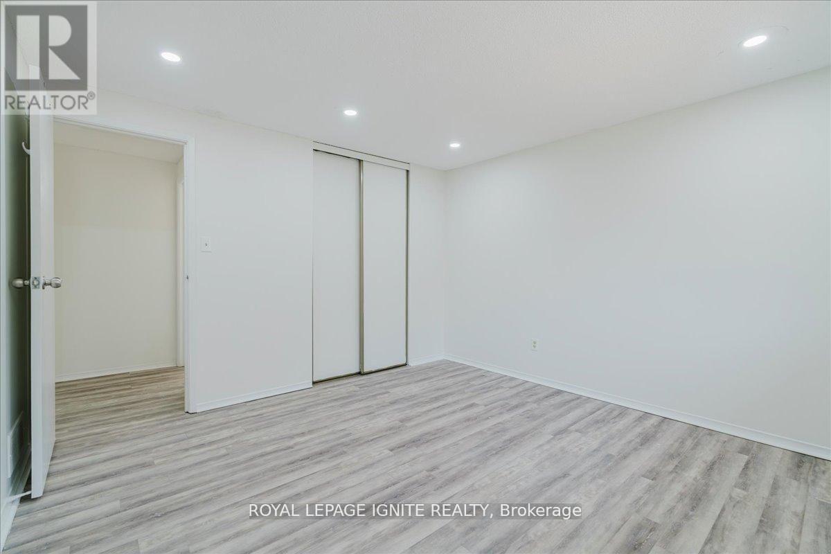 1389 Palmetto Drive, Oshawa, Ontario  L1K 1N1 - Photo 18 - E13045954