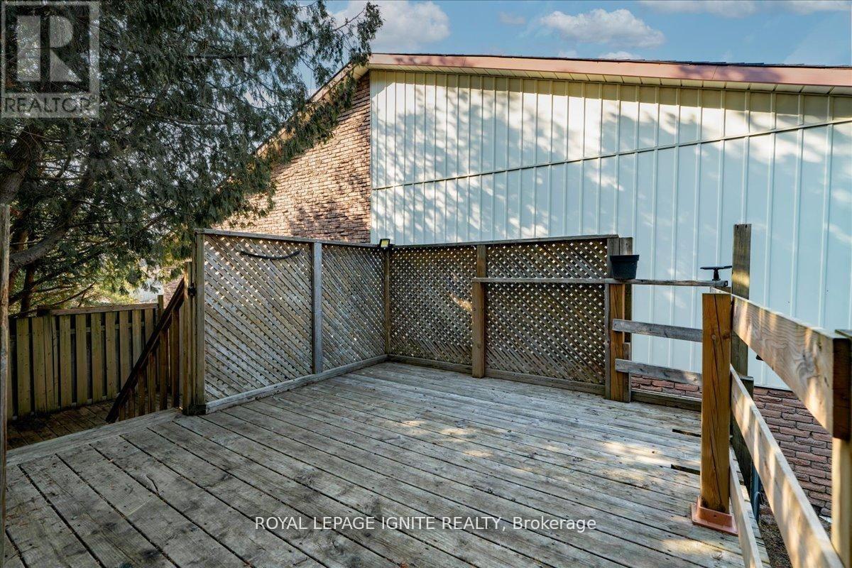 1389 Palmetto Drive, Oshawa, Ontario  L1K 1N1 - Photo 39 - E13045954