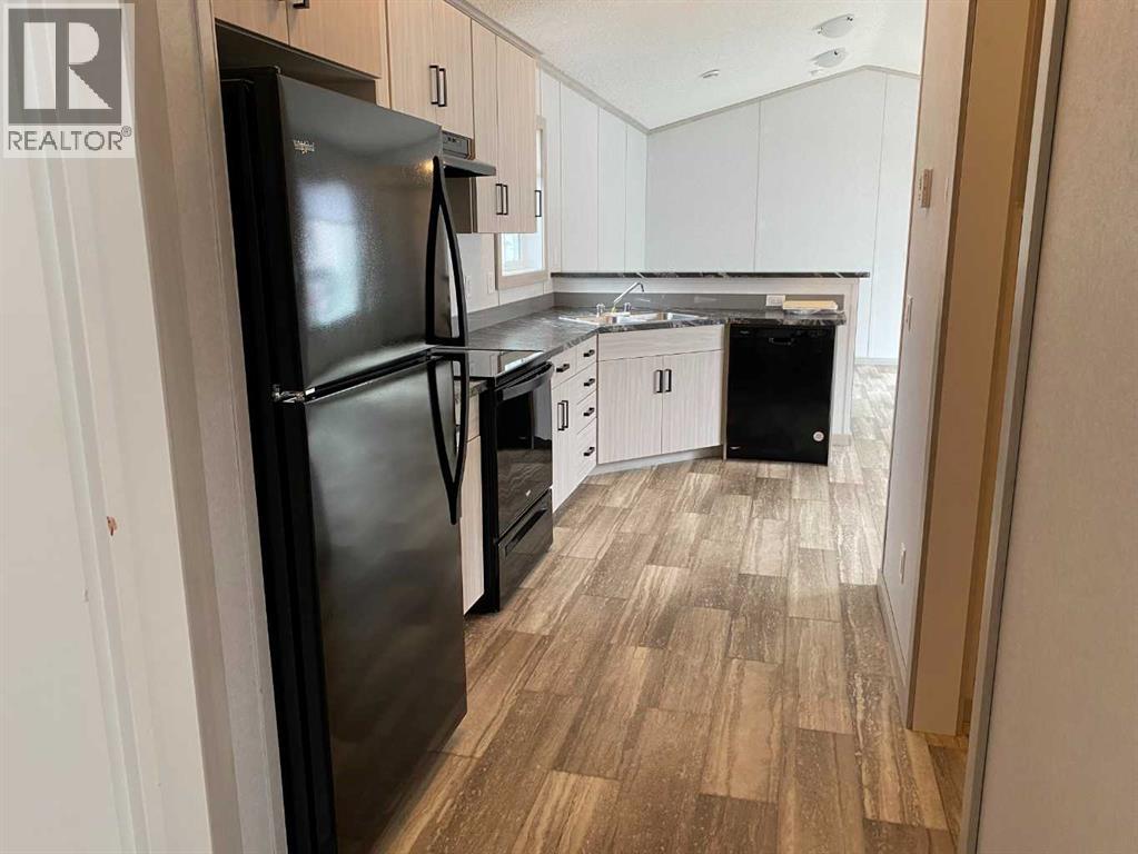 36, 4308 42 Avenue, Rocky Mountain House, Alberta  T4T 1L8 - Photo 10 - A2304604