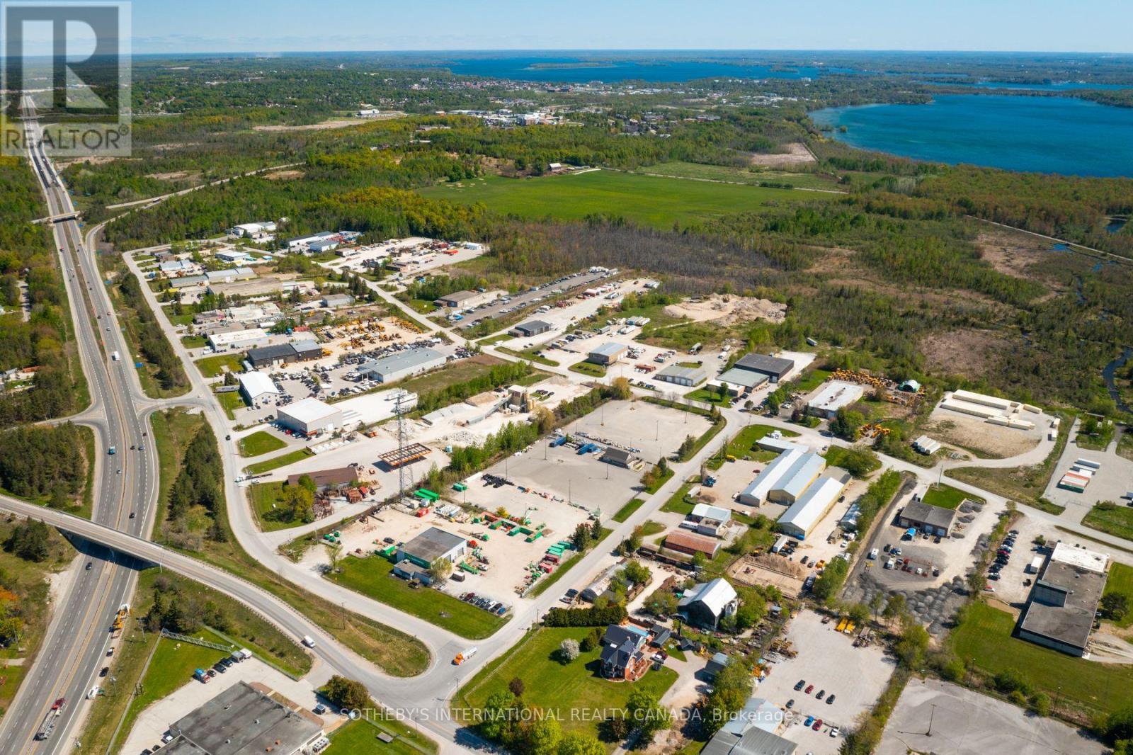 50 Jamieson Drive, Oro-Medonte, Ontario  L3V 0R4 - Photo 4 - S13045964