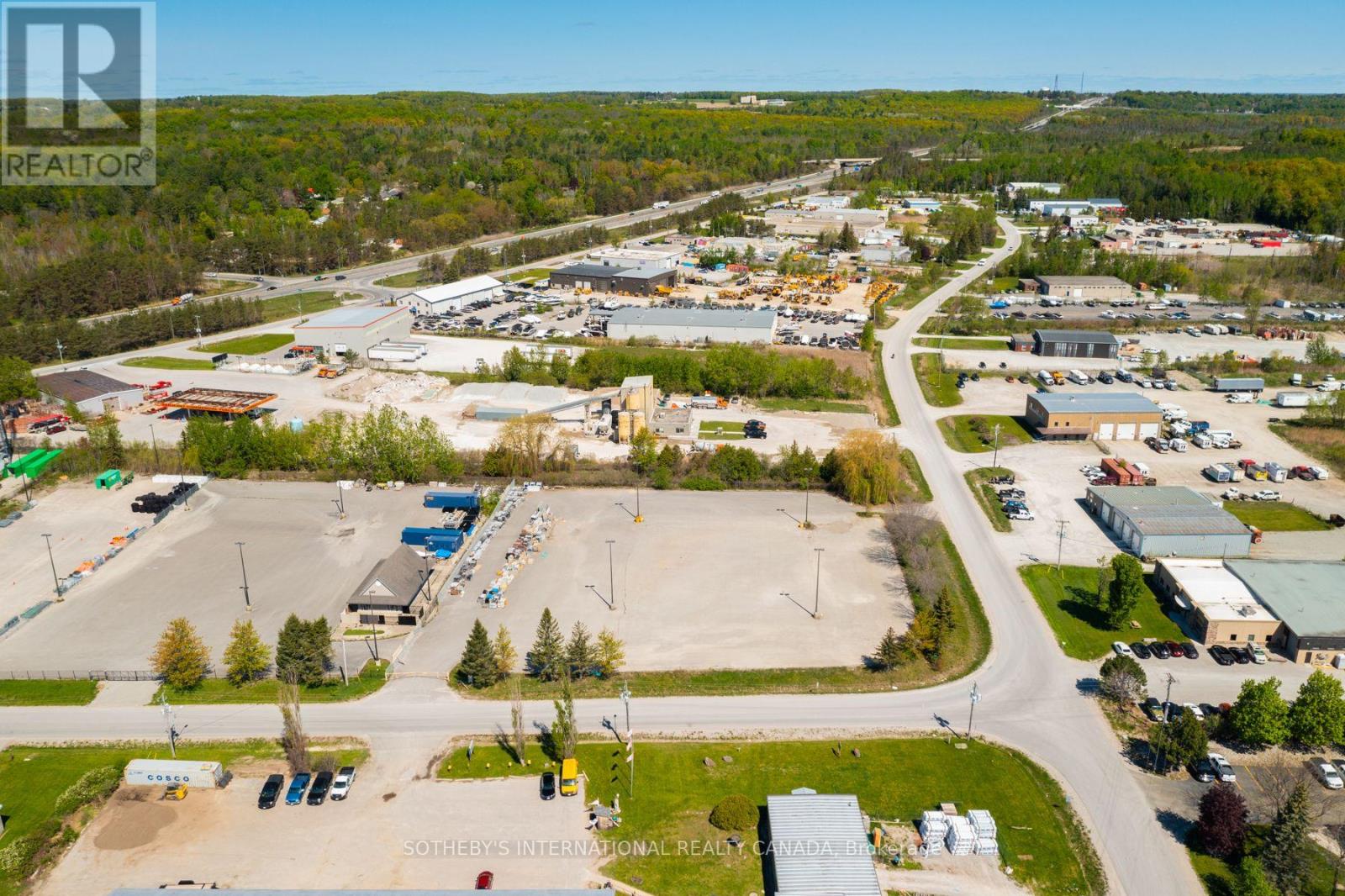 50 Jamieson Drive, Oro-Medonte, Ontario  L3V 0R4 - Photo 6 - S13045964