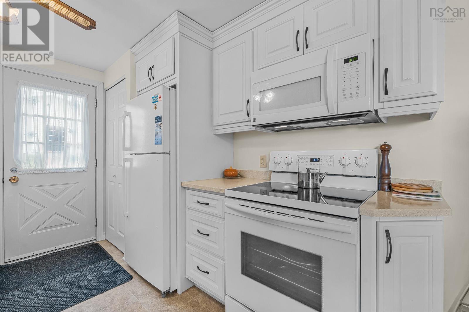 16 Thompson Drive, Bible Hill, Nova Scotia  B2N 5L6 - Photo 13 - 202608337