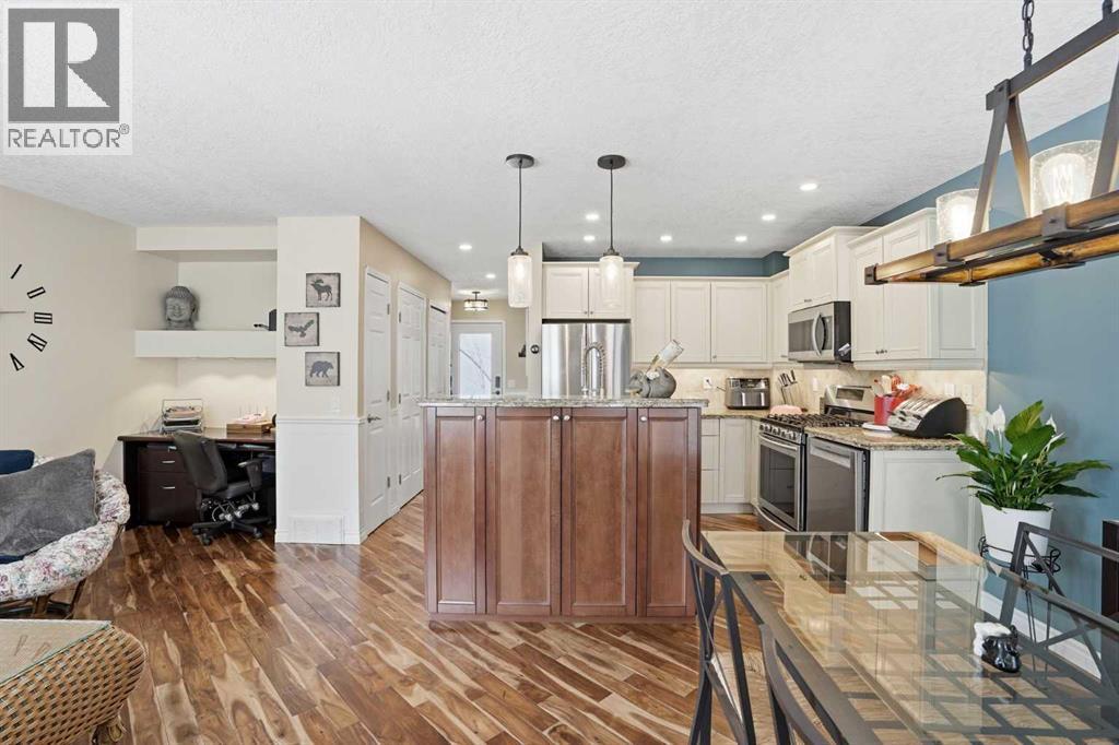 161 Douglas Glen Heath SE, Calgary, Alberta  T2Z 2N1 - Photo 9 - A2303449