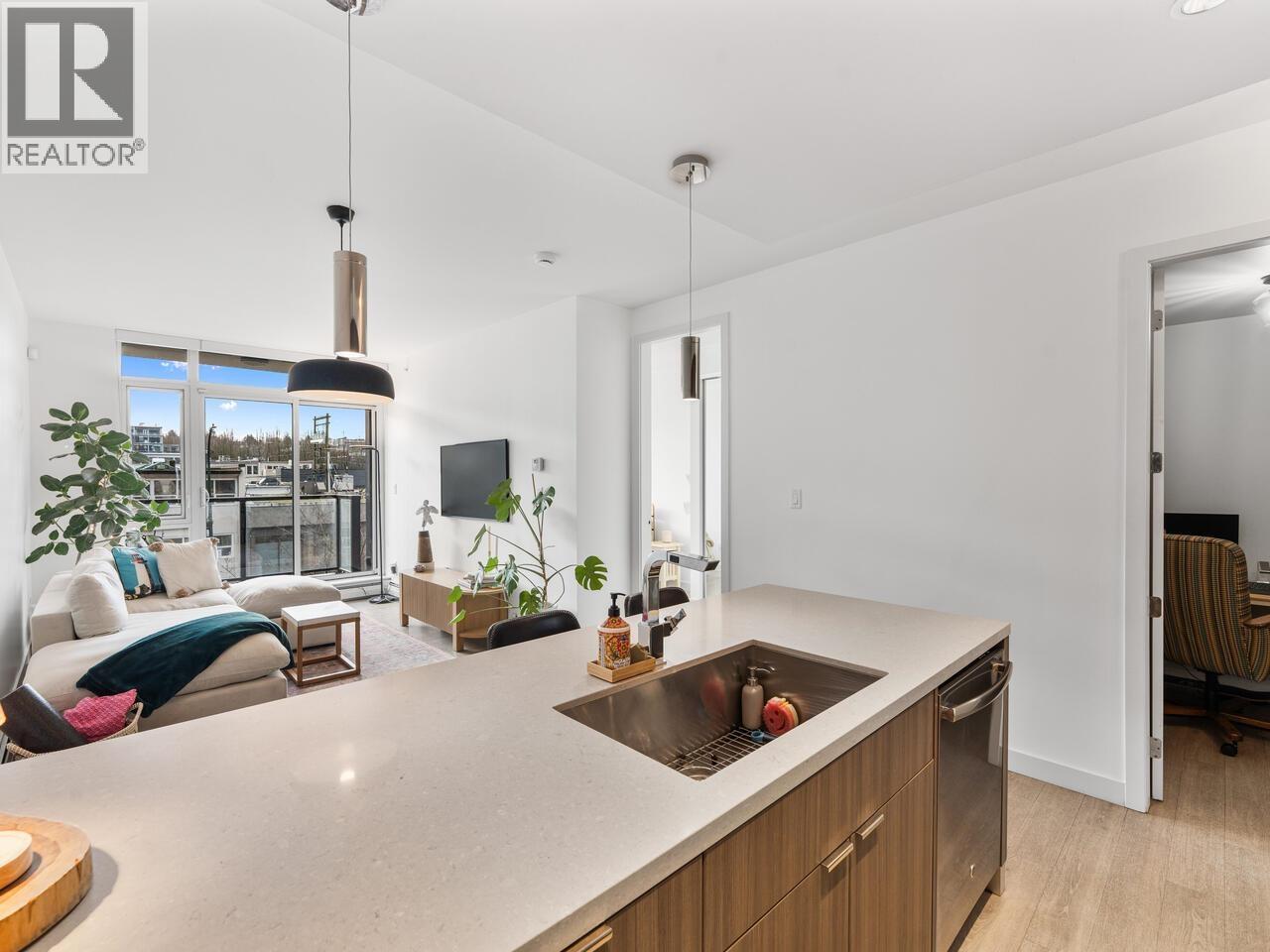 201 1788 Ontario Street, Vancouver, British Columbia  V5T 0G3 - Photo 6 - R3108569