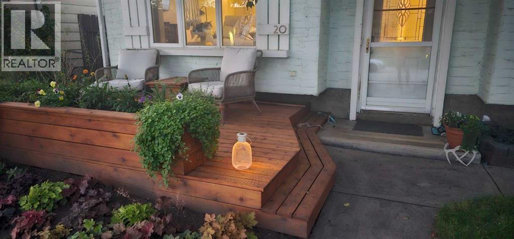 20 Dovely Way SE, Calgary, Alberta  T2B 2K8 - Photo 36 - A2304116