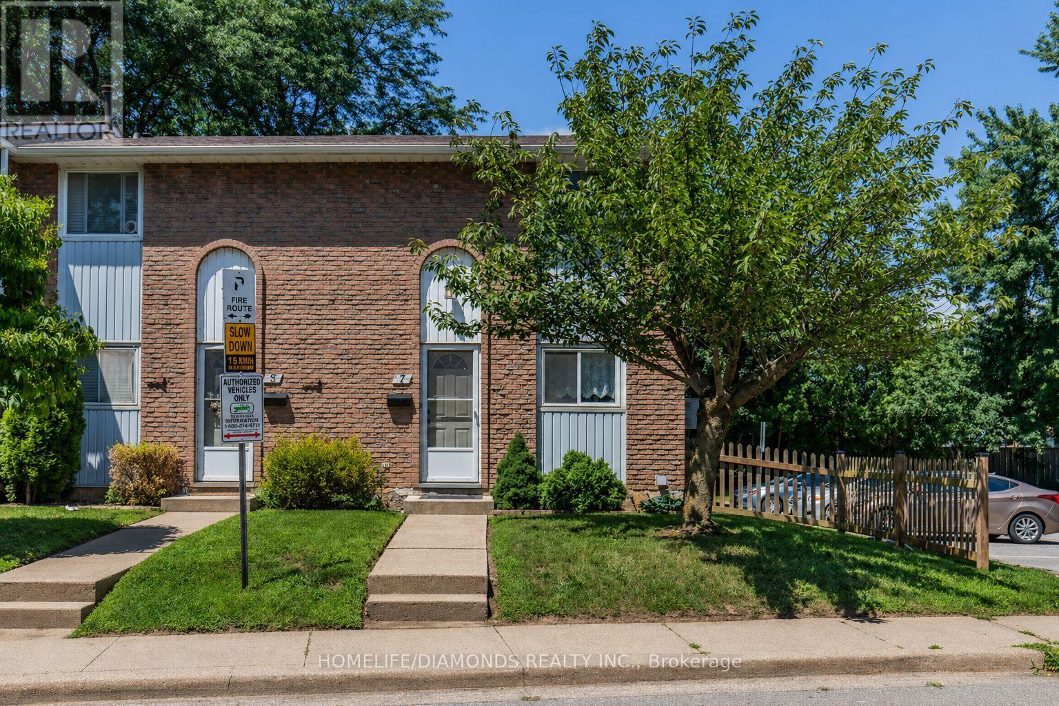 7 - 25 LINFIELD DRIVE, St. Catharines, Ontario