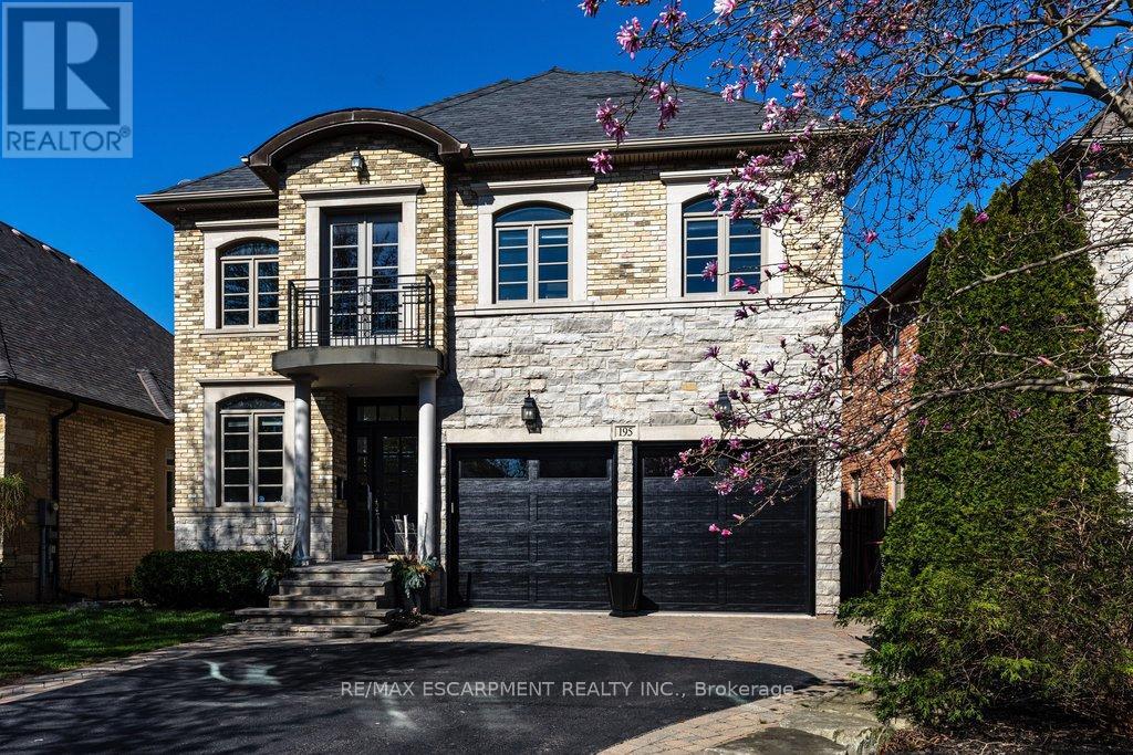 195 POMONA AVENUE, Burlington, Ontario