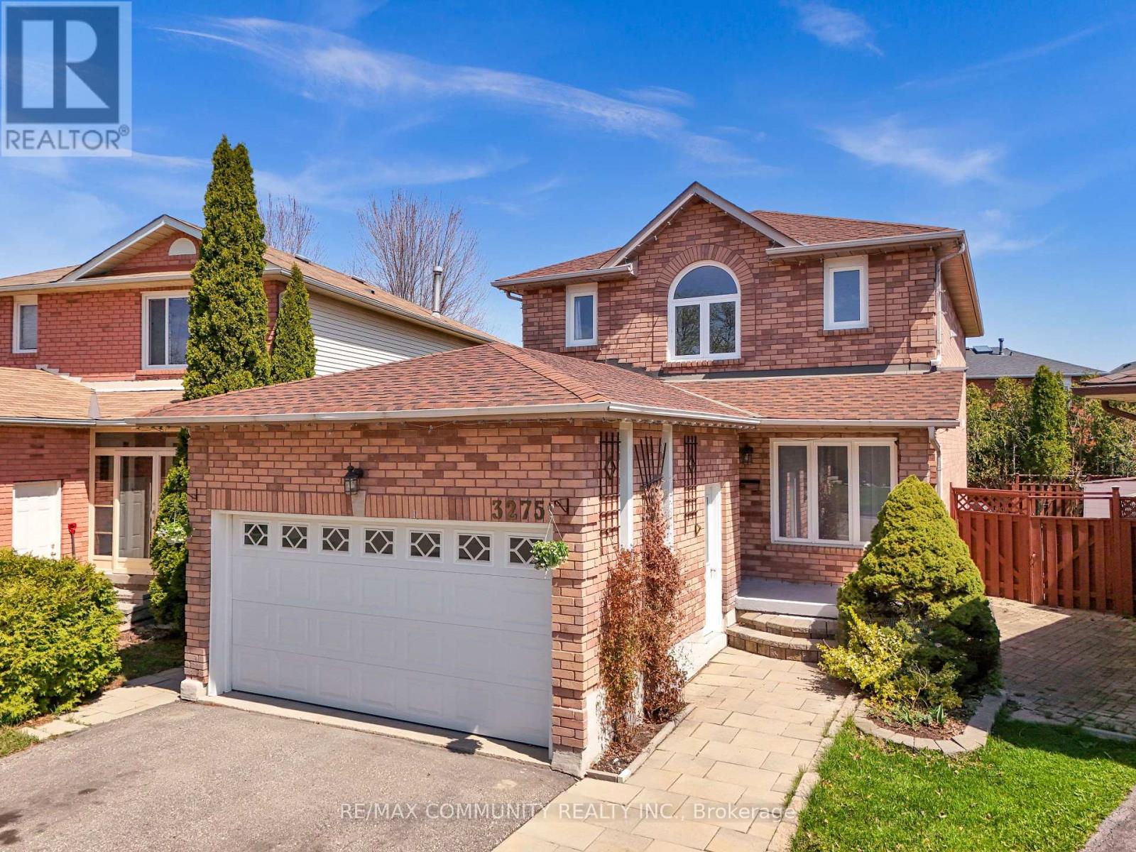 3275 GREENBELT CRESCENT, Mississauga, Ontario