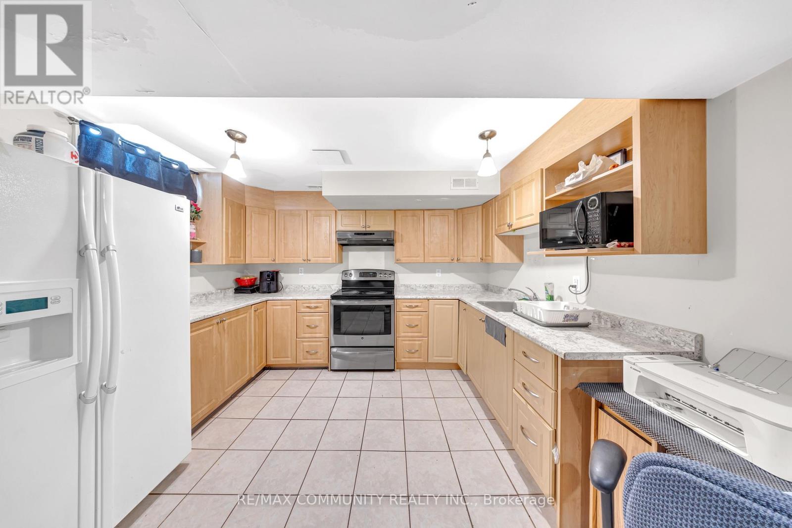 3275 Greenbelt Crescent, Mississauga, Ontario  L5N 5Y1 - Photo 22 - W13045962