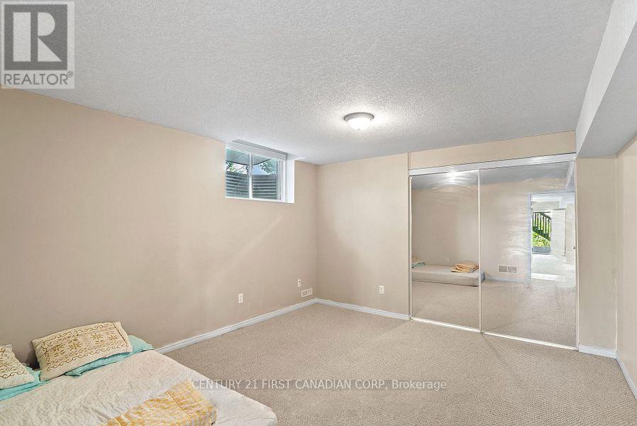1841 Foxwood Avenue, London North, Ontario  N6G 0C4 - Photo 26 - X12647046