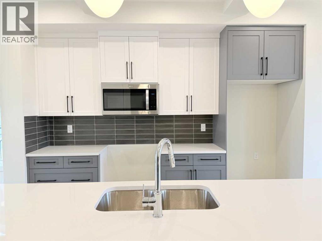 322 Sundown Road, Cochrane, Alberta  T4C 3H2 - Photo 13 - A2193822