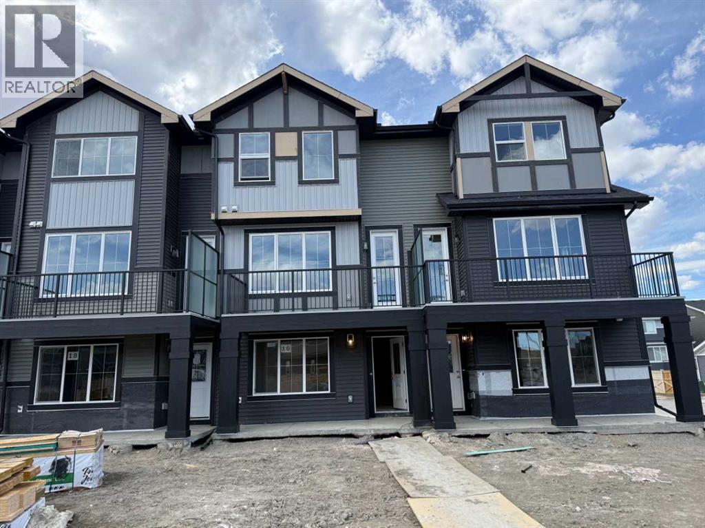 16 Sundown Place, Cochrane, Alberta  T4C 3H2 - Photo 1 - A2269276