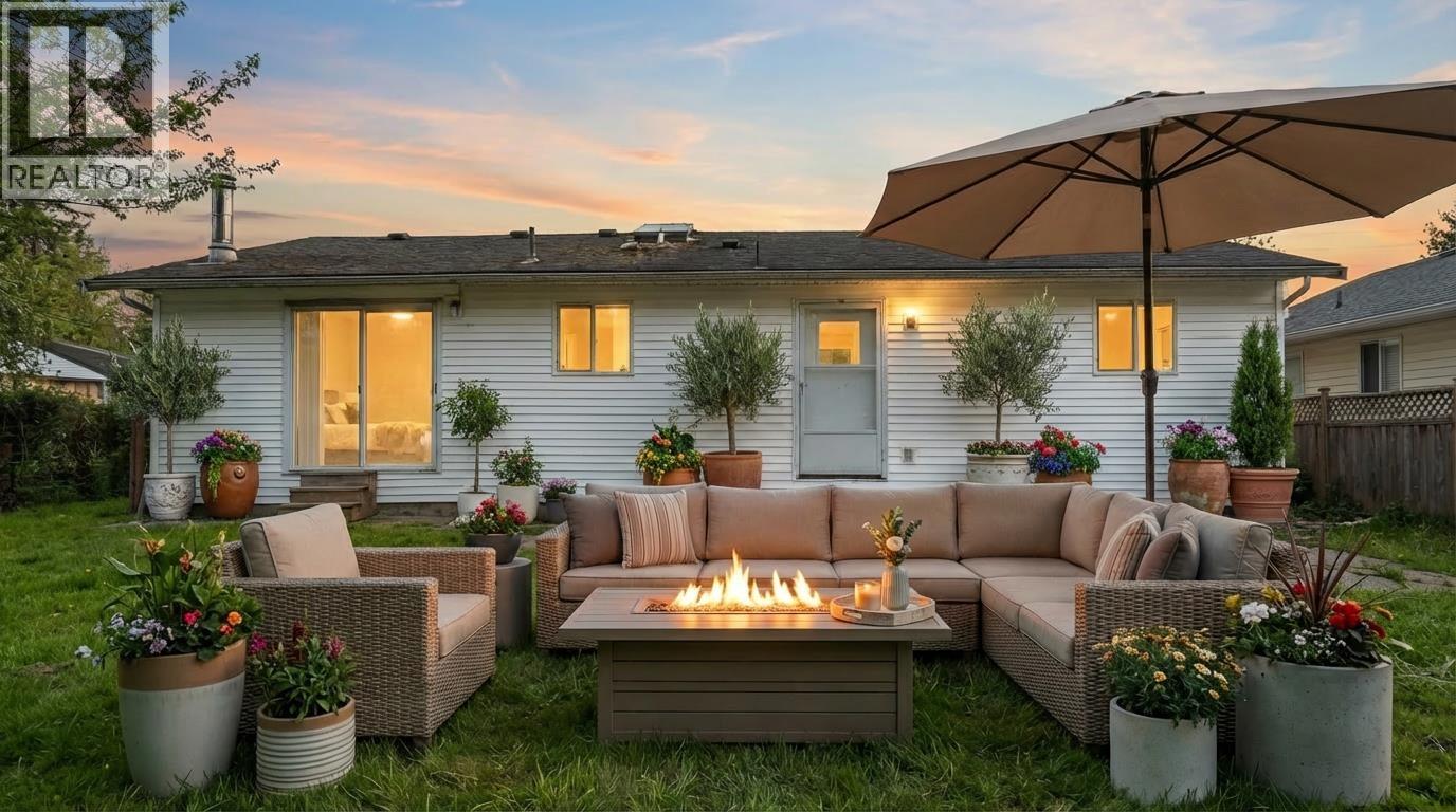 11172 Charlton Street, Maple Ridge, British Columbia  V2X 9E5 - Photo 6 - R3113902