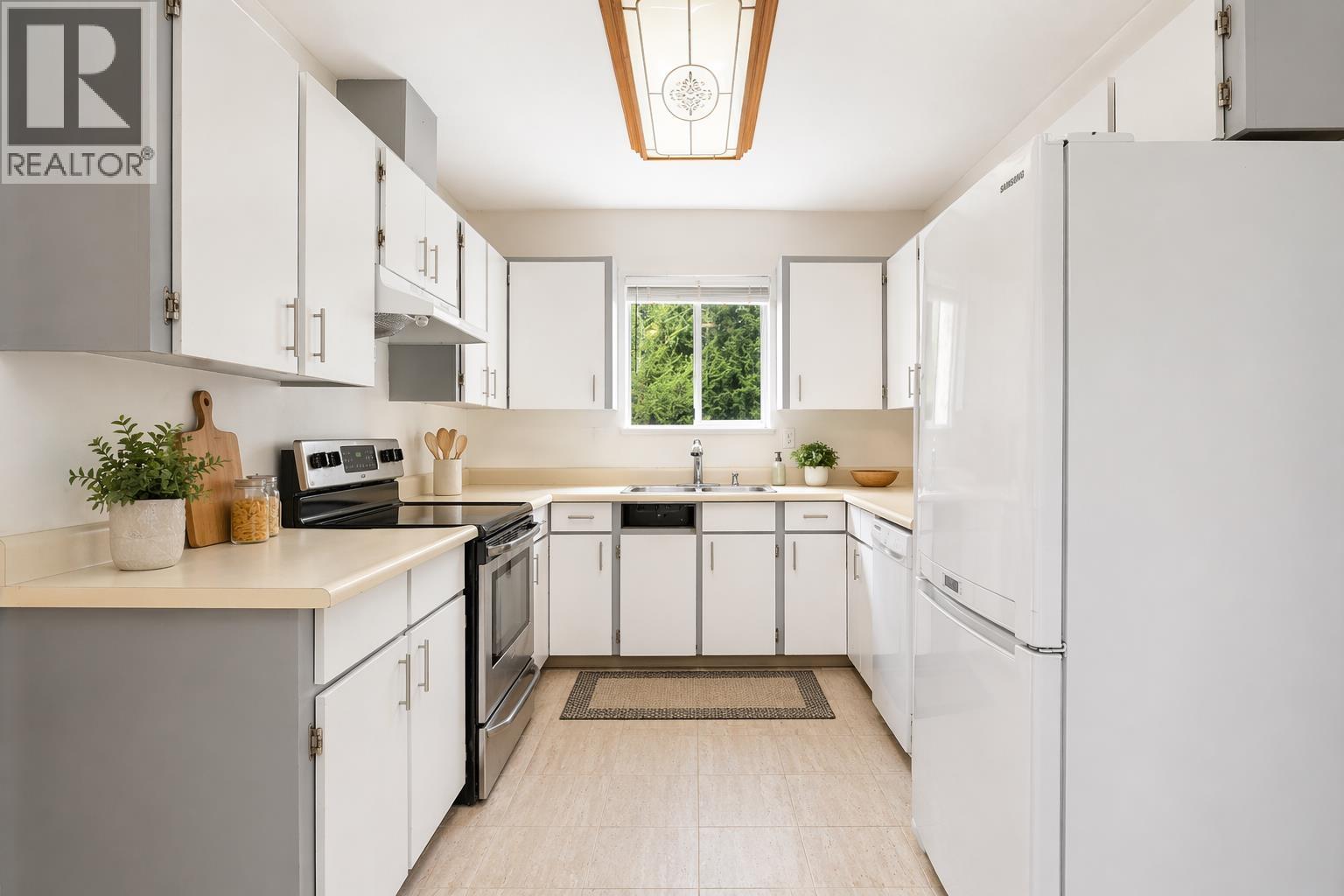 11172 Charlton Street, Maple Ridge, British Columbia  V2X 9E5 - Photo 9 - R3113902