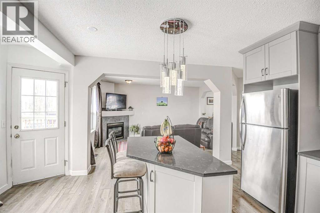 207 Crystalridge Place, Okotoks, Alberta  T1S 1T9 - Photo 9 - A2298825