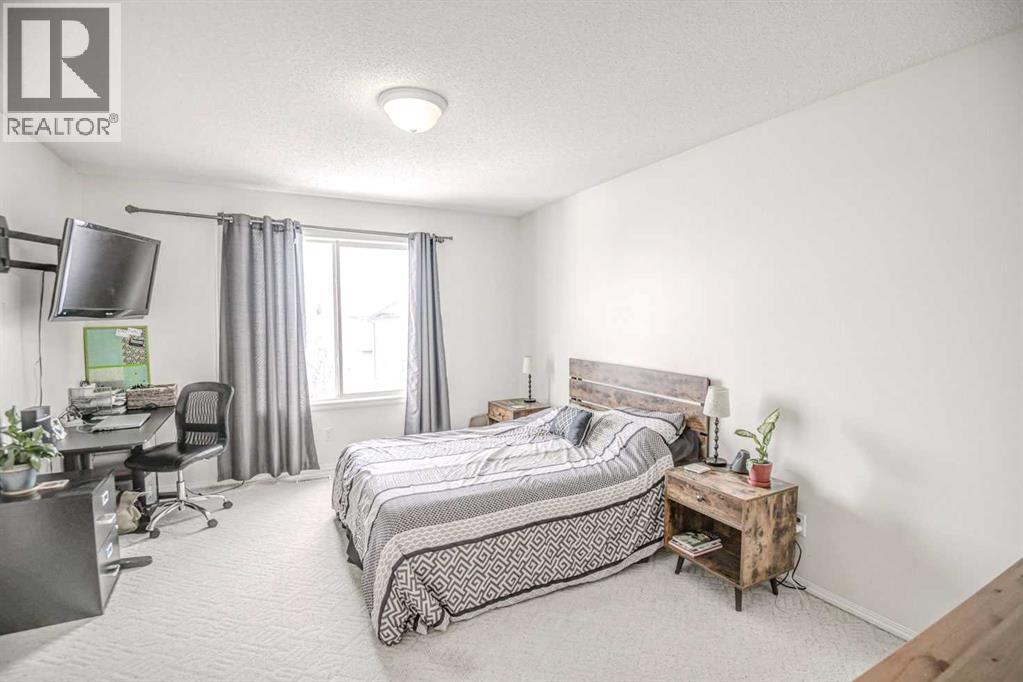 207 Crystalridge Place, Okotoks, Alberta  T1S 1T9 - Photo 17 - A2298825