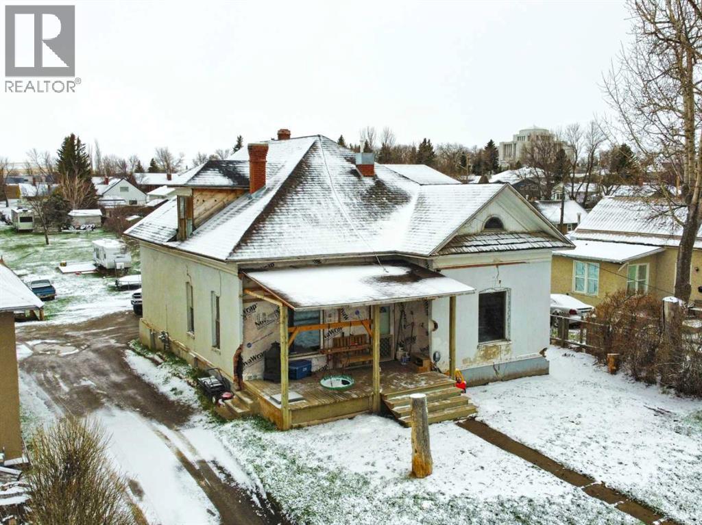 162 2 Avenue W, cardston, Alberta