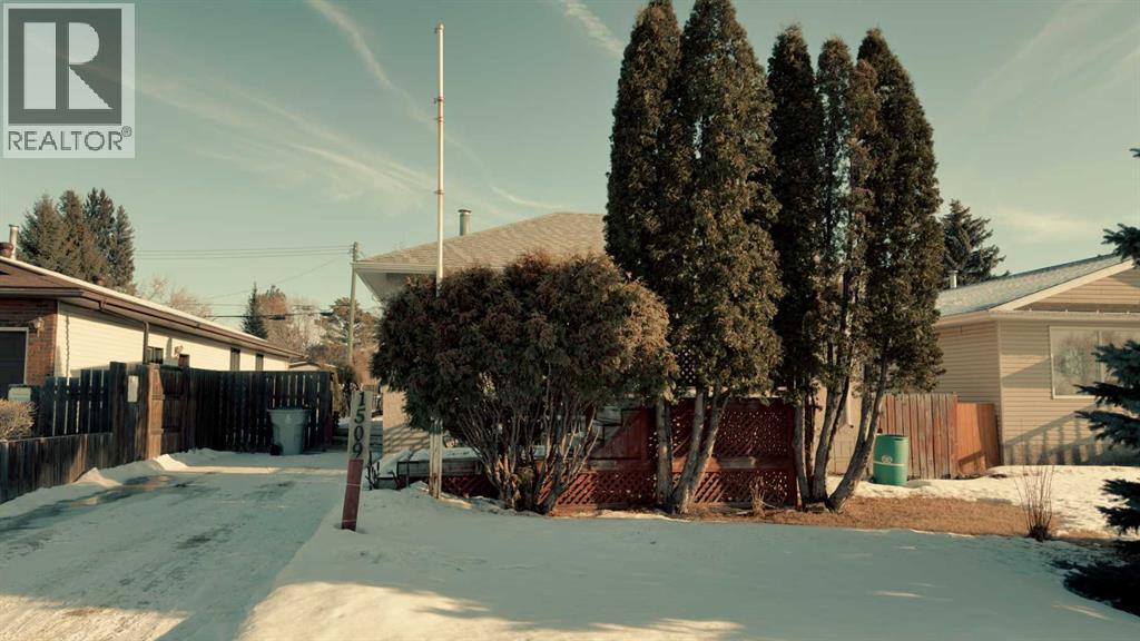 1509 10a Street, Wainwright, Alberta  T9W 1J9 - Photo 2 - A2285112