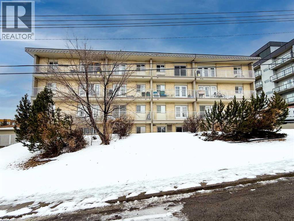 22, 1813 25 Avenue SW, Calgary, Alberta