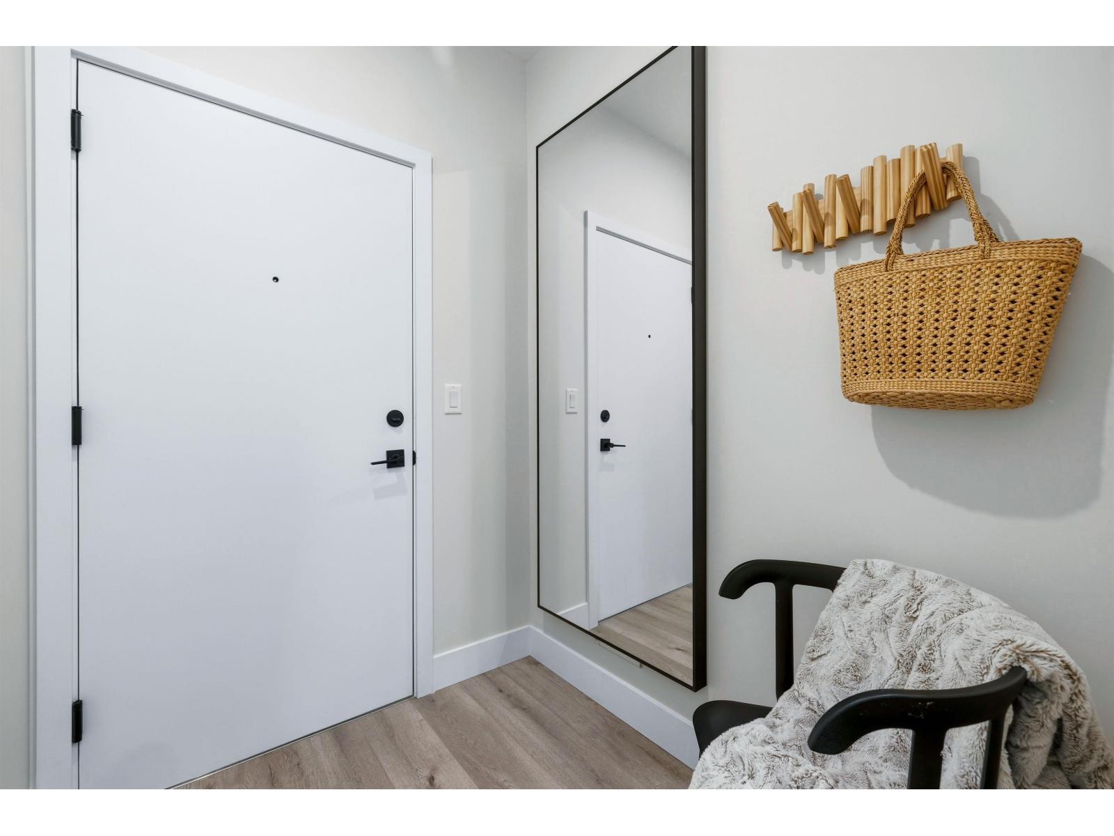 112 45505 Campus Drive, Garrison Crossing, Chilliwack, British Columbia  V2R 6L2 - Photo 5 - R3105237