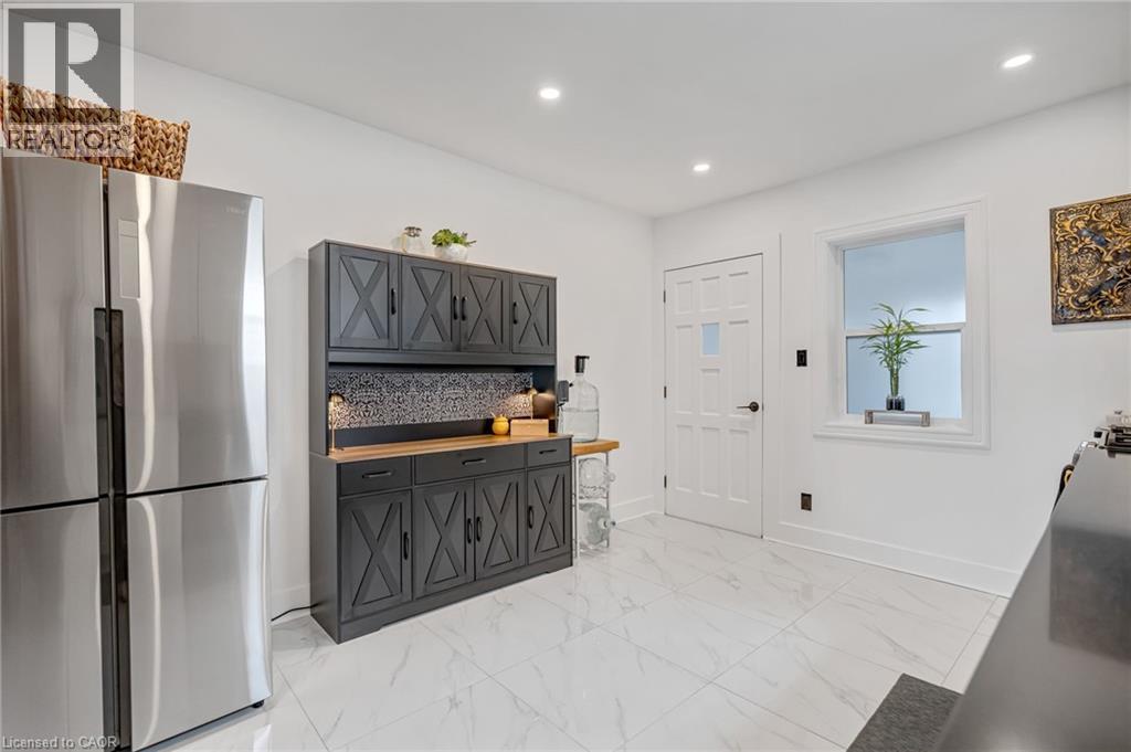 188 Bay Street N, Hamilton, Ontario  L8R 2P7 - Photo 11 - 40813092