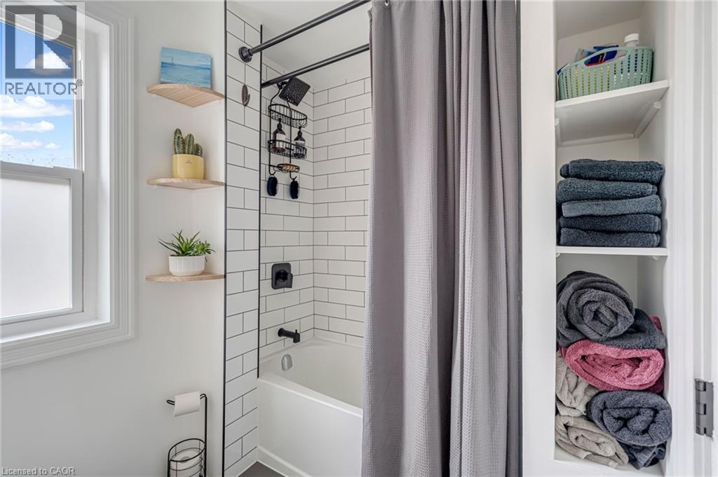 188 Bay Street N, Hamilton, Ontario  L8R 2P7 - Photo 23 - 40813092