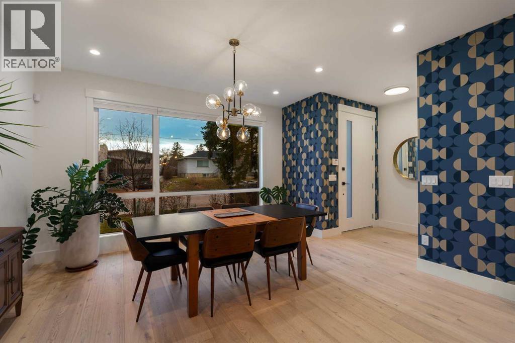 2412 23 Street NW, Calgary, Alberta  T2M 3Y2 - Photo 2 - A2303612